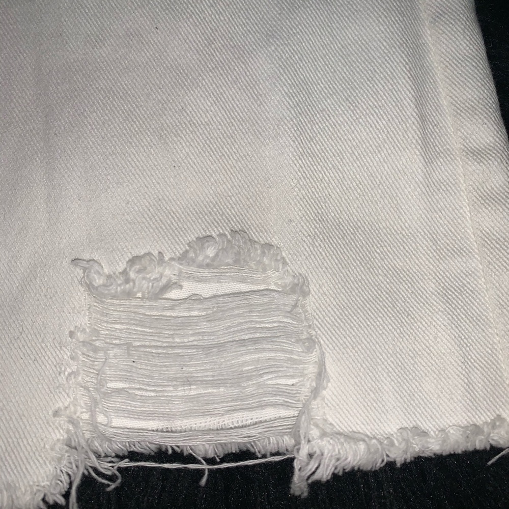 White denim skirt
